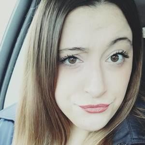 Meet your Posher, Steph